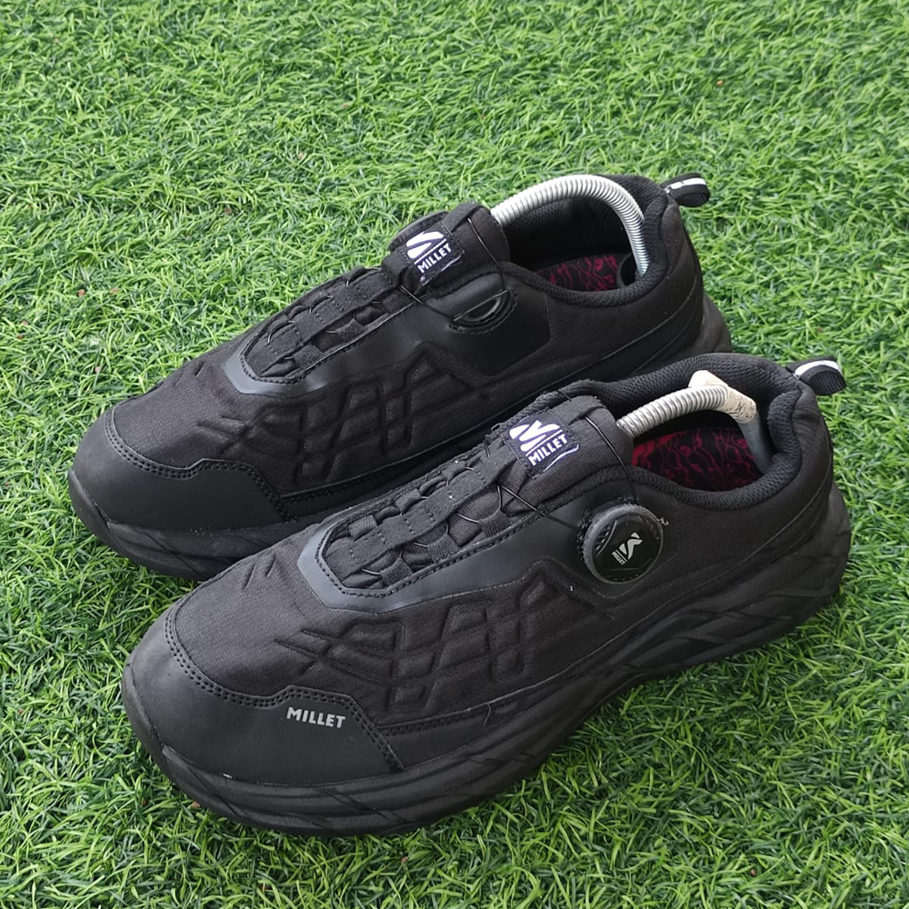 Sepatu Outdoor
