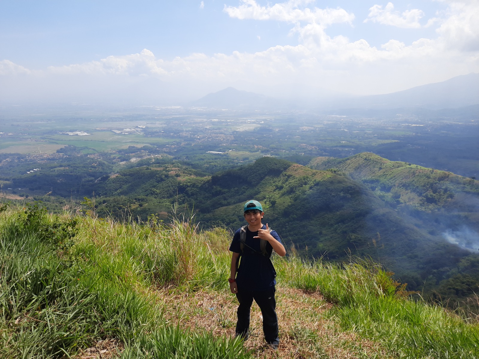 Pendakian Ceria Gunung Pangradinan